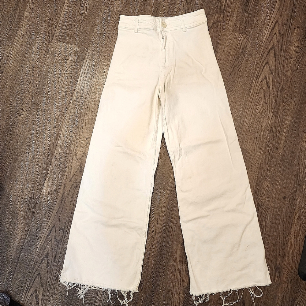 Zara White Marine Highwaisted Wide Leg Jeans great look flattering slim sexy